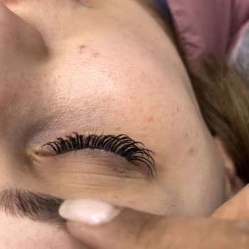 Funda Durgut Güzellik Merkezi İpek Kirpik Uygulamasında Beklentim Karşılanmadı