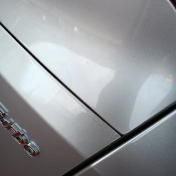 Zirve Oto Kaporta Boya İşinin Ehli Bir Yer Kesinlikle Değil