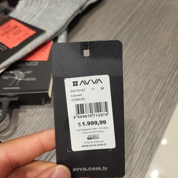 Avva Giyim Yanlış Yönlendirme Ve Etiket Hatası