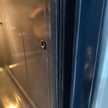 Arçelik Fırınımın İç Yüzeyi Döküldü