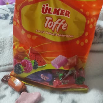 Ülker Toffe Karışık Yumuşak Şekerlemenin İçinden Paketlenmemiş Şeker