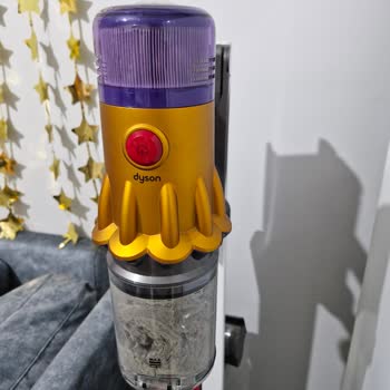 Dyson V12 Kendi Kendine Kapanıyor