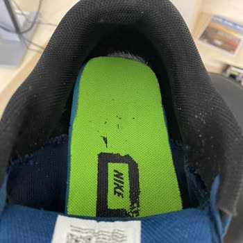 Nike Aldığım Ayakkabı 1 Saatte Dağılmaya Başladı