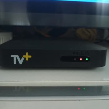 TV+ Kutusunda Kırmızı Işık Yanma Problemi