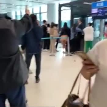 Jolly Tur'un Hava Yolu Şirketi İle Misafirlerini Mağdur Etmesi
