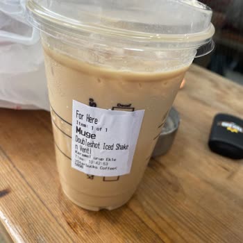 Starbucks Şurup Parası Alıyor Kahveme Şurup Eklemiyor