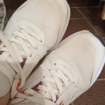 Lotto Ayakkabıdan Sarı Renk Çıkıyor