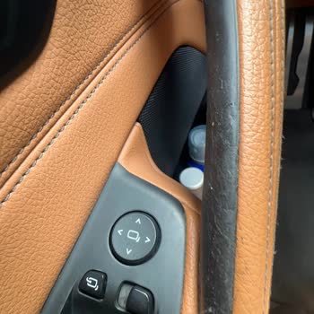 BMW G30 Kronik Kapı Kolu Erimesi