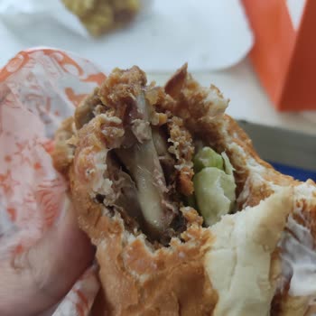 Popeyes Kemikli Sandviç İsteyenler