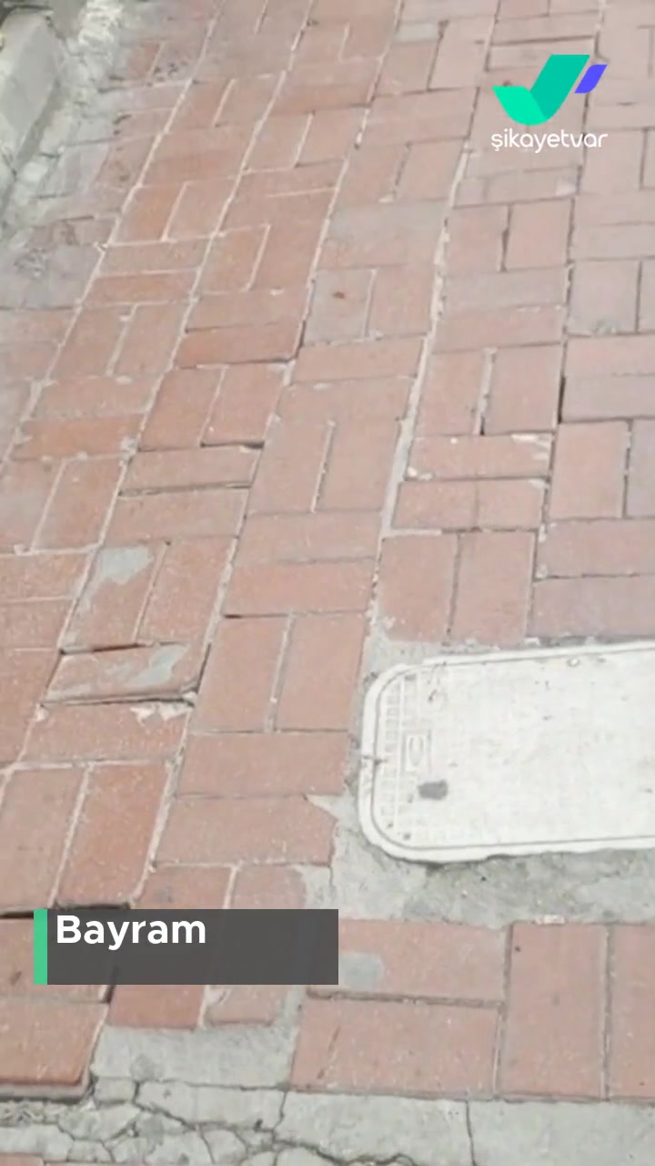 İBB - Mecidiyeköy 19 Mayıs Mahallesi 19 Mayıs Caddesi Kaldırımların Hali! videonun kapak resmi