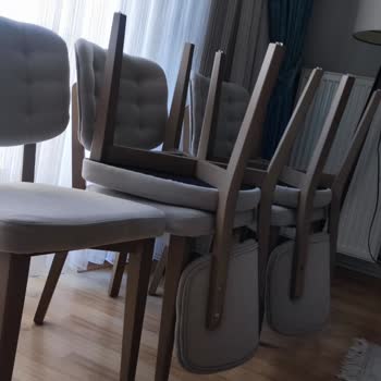 Kelebek Mobilya Satarken İyi Sonrasında Mağduru Yaşatır