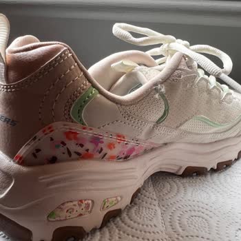 Skechers Ayakkabıda Dikiş İpliğinde İlk Kullanımda Açılma