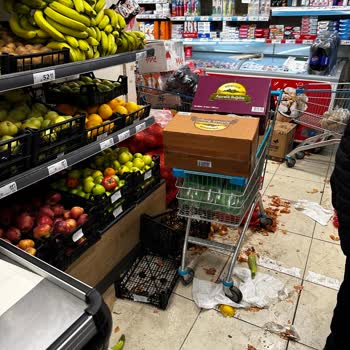 A101 Şubesi İçler Acısı Personel Umursamaz