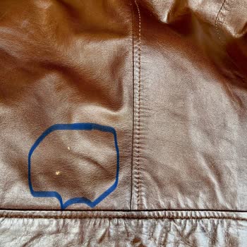 Derimod Deri Ceketin Boyasının Atması