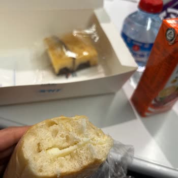 TCDD Businesste Boş Ekmek Dağıtıyor