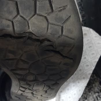 Kemal Tanca Satın Alınan Ayakkabıların Kısa Sürede Yıpranması Üzerine Kalite Endişesi