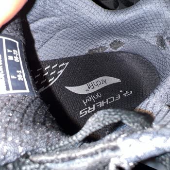 Skechers İç Astarı Yırtık