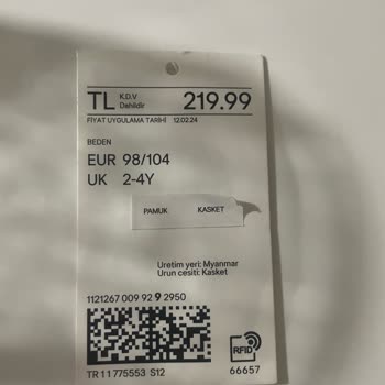 H&M Mağazası Etiket Tutarsızlığı