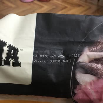 Petlebi SKT 2 Ay Geçmiş Mama (11,4 Kg) Gönderdiler