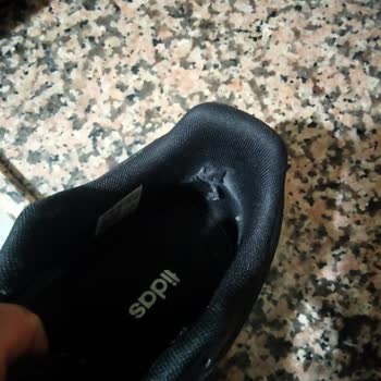 Adidas Ayakkabının Çok Kısa Sürede Yırtılması