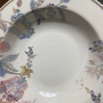 Bernardo Stoneware Tabaklar Çatladı