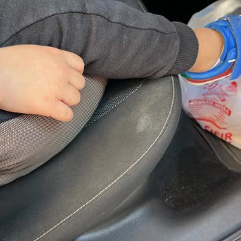 TazyiQ Oto Yıkama Yüksek Ücret, Düşük Kalite: Temizlik Beklentisi Karşılanmadı