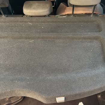 TazyiQ Oto Yıkama Yüksek Ücret, Düşük Kalite: Temizlik Beklentisi Karşılanmadı