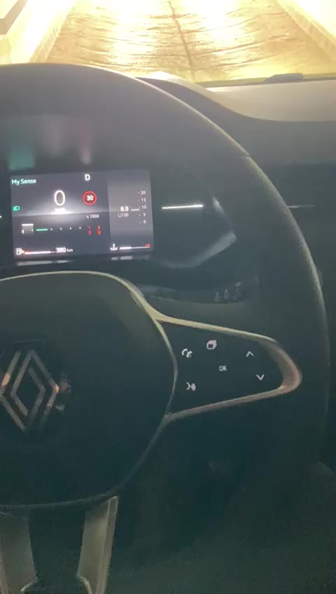 New Renault Clio Esprit Alpine Jerks When Shifting Gears video cover