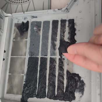 Bosch Kurutma Makinesi Alttan Su Biriktiriyor!