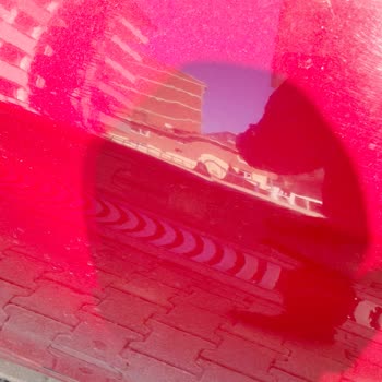 MNG Kargo Şoförlerinin Dikkatsizliği Mağdur Etti