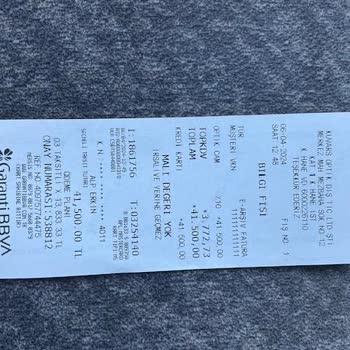 Kuvars Optik Teslim Alınmayan Gözlüğün Para İadesini Yapmıyor