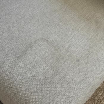 Vivense Koltuk Su Lekesi