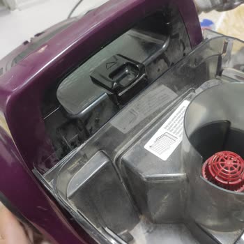 Fakir Ev Aletleri Bayram Temizliği Kabusa Dönüştü: Veyron Süpürge Hazne Arızası