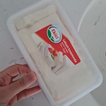 Ekşimiş Ve Kokmuş Ekici Peynir