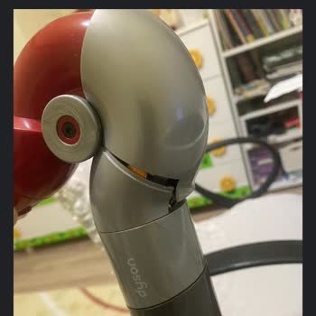 Dyson не поддерживает свою продукцию