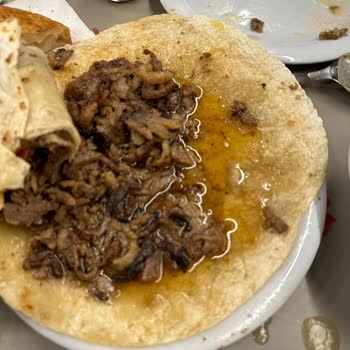 Köfteci Yusuf Tokat Şube Yemeklerini Yiyemedik