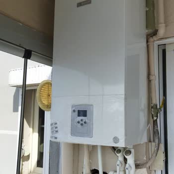 Bosch Termoteknoloji Bosch Condense 2500 Sıfır Kombi Arızalı Çıktı