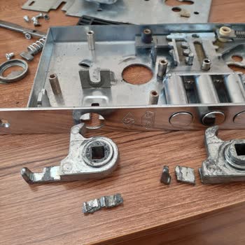 Daf Kilit DAF Marka Çelik Kapı Kilidi