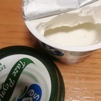 Sek Kekikli Zeytinli Taze Peynir Yarısı Boş