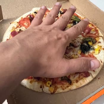 Little Caesars Pizza Görünümlü Minik Pişiler