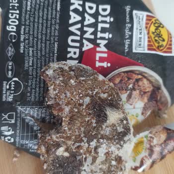 Beşler Dana Kavurma İçinden Çıkan Hayvan Derisi