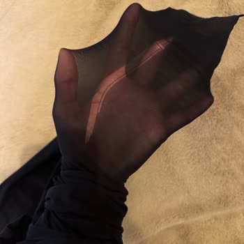 Calzedonia'nın Yırtık Çorap Satması