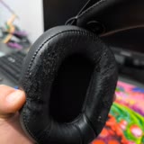Gamepower Kizaru 7.1 RGB Kulaklık Padlerinin Dökülmesi Ve Soyulması