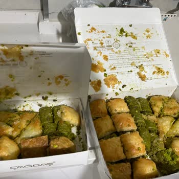 İmam Çağdaş Baklava Kargo Çok Kötü Ulaştı