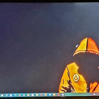 Monster Laptop Ölü Piksel Değişim Sorunu