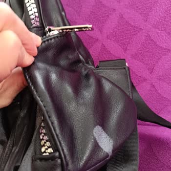 ÇÇS Çanta Ççs Kadın Çanta Kargo Geldiği Gün 3 Saat Kullanımla Deride Renk Attı