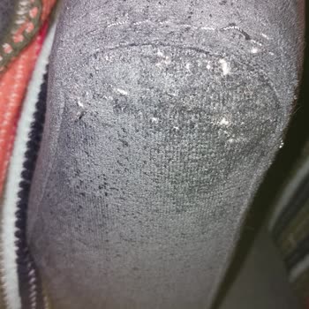 Konfor Mobilya Pati Dostu Kumaşın Söylendiği Gibi Olmaması