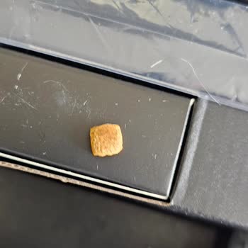 Hepsiburada İkinci El Ürünü Sıfır Diye Satıyor