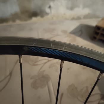 Ümit Bisiklet Bisikletin Jant Çatlak