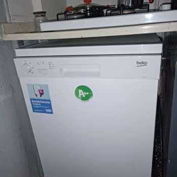 Beko Bulaşık Makinem Paslandı Ve Boyaları Kalkıyor.